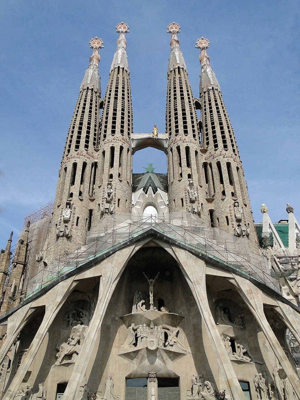 Barcelona: Sagrada Familia with Guide