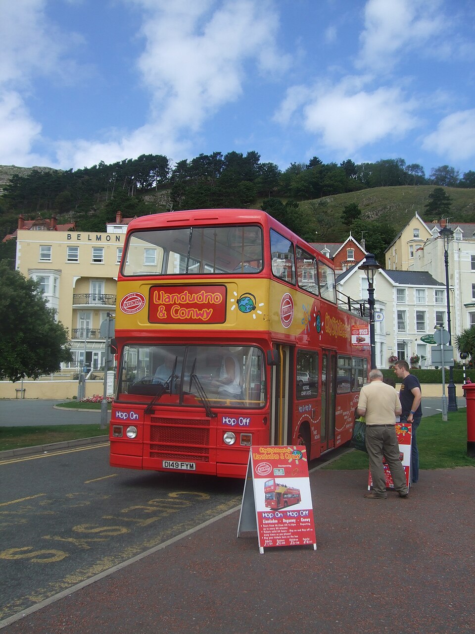 Madeira: Hop-on Hop-off Bus Tour